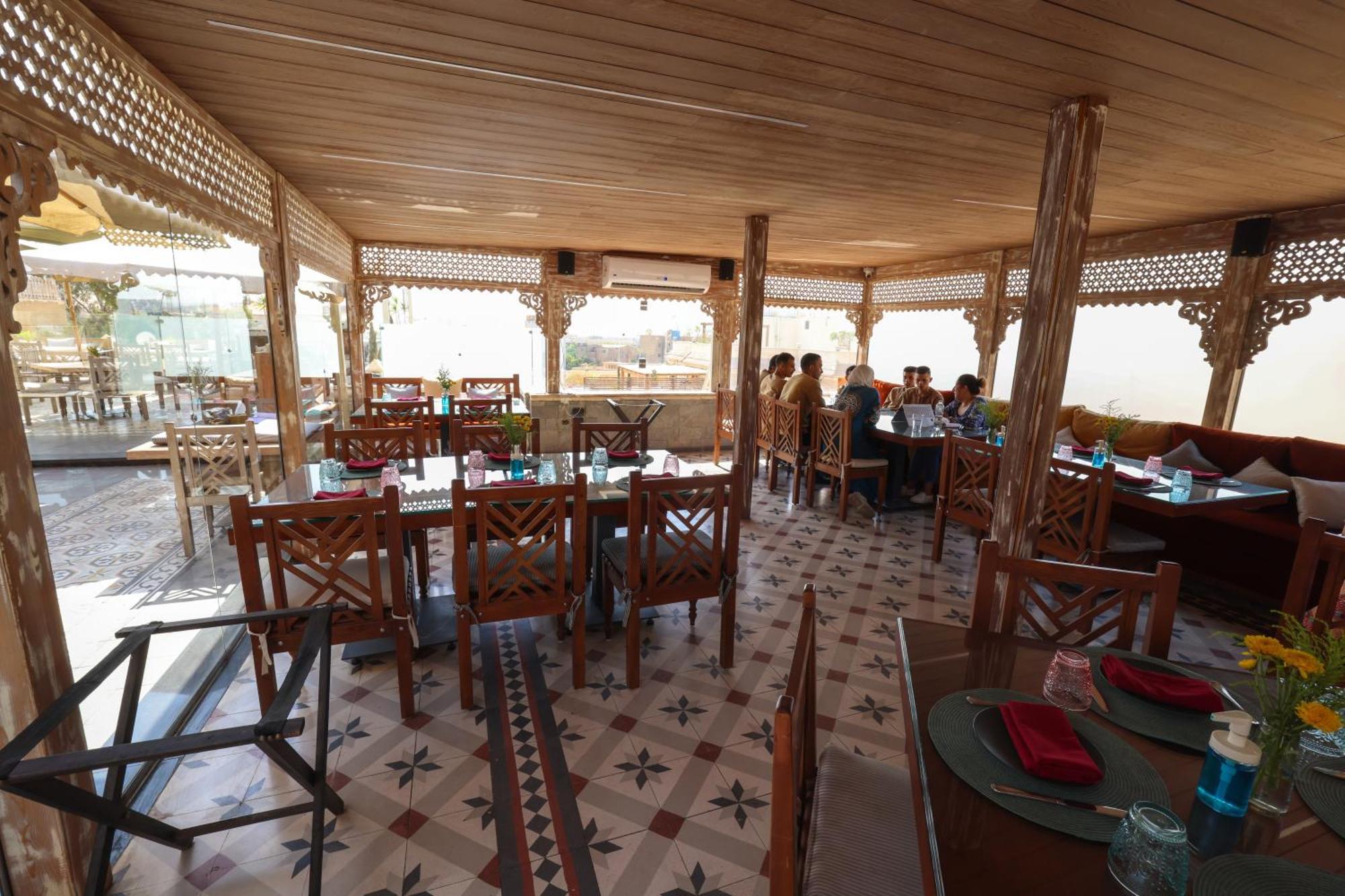 Onyx Pyramids Boutique Hotel Al Kawm al Akhdar Buitenkant foto